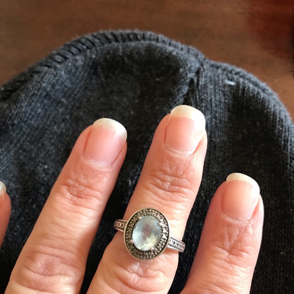 Sterling silver ring - Picture 1 of 3